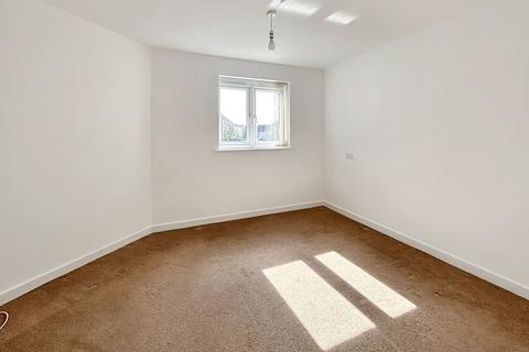 2 bedroom flat for sale, Cromwell Ford Way, Blaydon, Blaydon-on-Tyne, Tyne and Wear, NE21 4FH