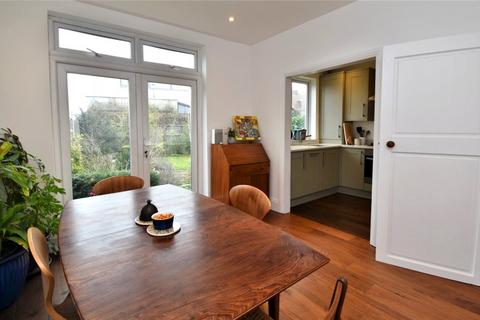235 Baring Road, London, SE12 0PZ