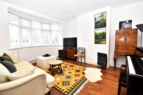 235 Baring Road, London, SE12 0PZ