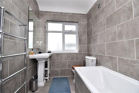235 Baring Road, London, SE12 0PZ