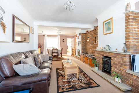 3 bedroom terraced house for sale, Beatrice Avenue, Dereham