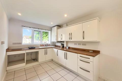 26 Birkdale, Warmley, Bristol, BS30 8GH