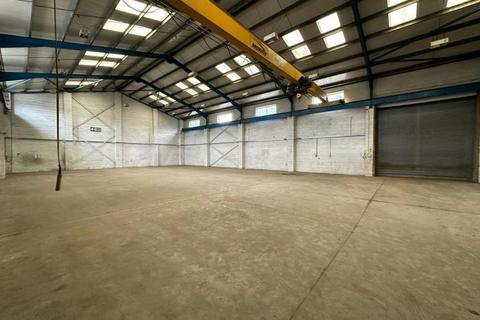 Industrial unit to rent, Ruston Road, Grantham Business Park, Grantham, Lincolnshire, NG31