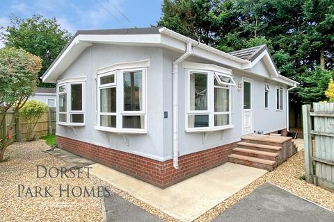 2 bedroom park home for sale, Ringwood Road St Ives, Dorset BH24 2NW