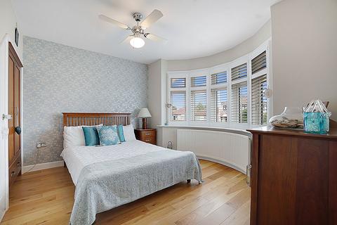 13 Beatty Road, Rochester, ME1 2TG