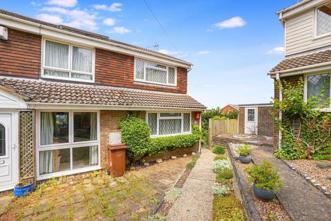 2 bedroom end of terrace house for sale, Laurel Walk, Gillingham ME8