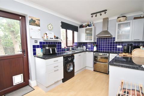 9 Cartref Close, Verwood, BH31 6UT