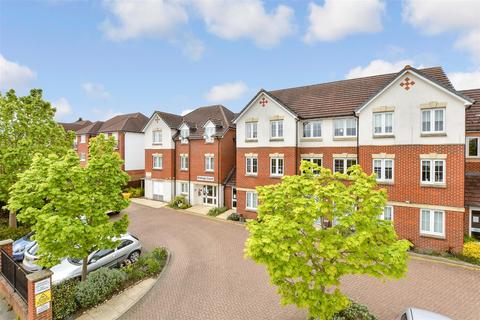 2 bedroom flat for sale, Prices Lane, Reigate, Surrey