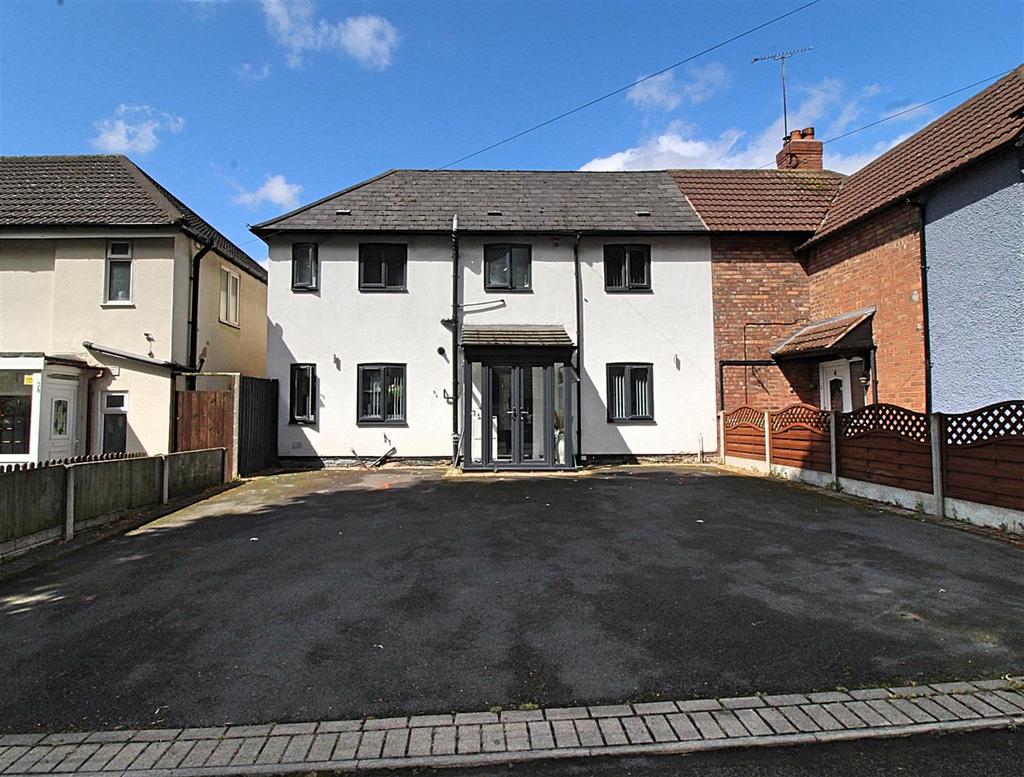 Front Garden/Driveway
