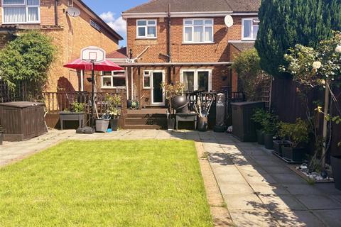 3 bedroom semi-detached house for sale, Southcroft, Slough