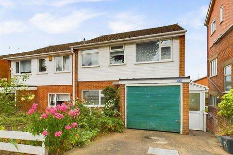 53 The Crescent, Woodthorpe, Nottingham, NG5 4FX