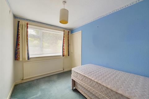53 The Crescent, Woodthorpe, Nottingham, NG5 4FX