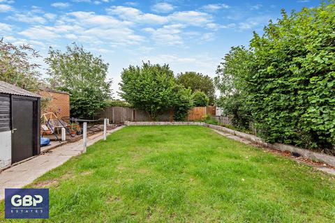 2 bedroom bungalow for sale, Hornchurch Road, Hornchurch, RM12