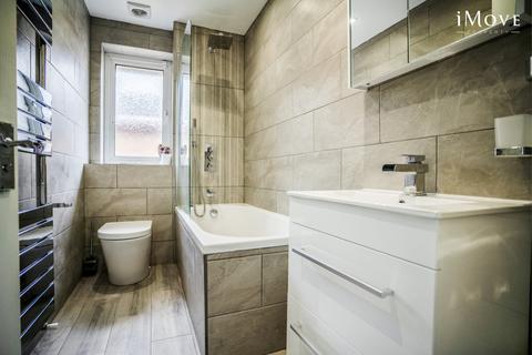 22 Wedgwood Way, London, SE19 3ES