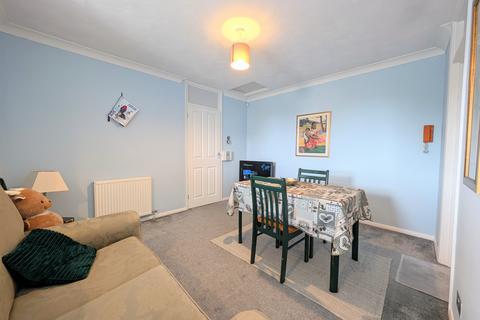 1 bedroom flat for sale, Harris Close, Enfield EN2