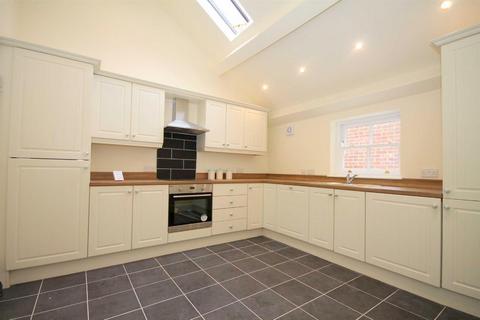 4 bedroom terraced house for sale, Gilesgate, Durham City, Durham