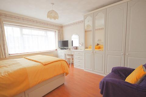 26 Cherry Tree Close, Billingshurst, RH14 9NG