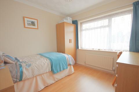 26 Cherry Tree Close, Billingshurst, RH14 9NG