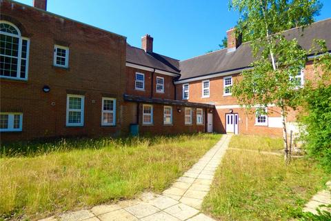 1 bedroom maisonette for sale, St. Lucia Lodge, Royal Drive, Bordon, Hampshire, GU35