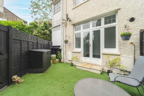 1 bedroom ground floor flat for sale, Chessel Avenue, Bournemouth BH5