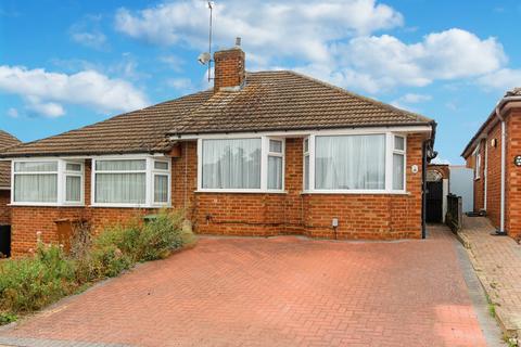 3 bedroom semi-detached bungalow for sale, Milton Avenue, Wellingborough NN8