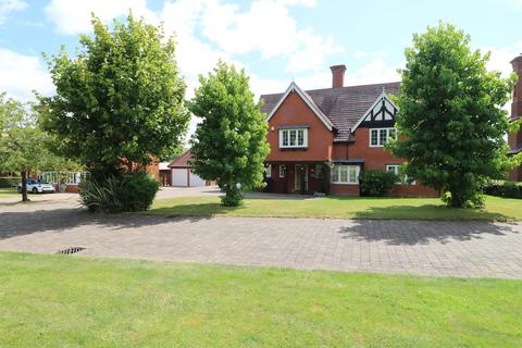 5 bedroom detached house for sale, Warren Close, Earlswood B94