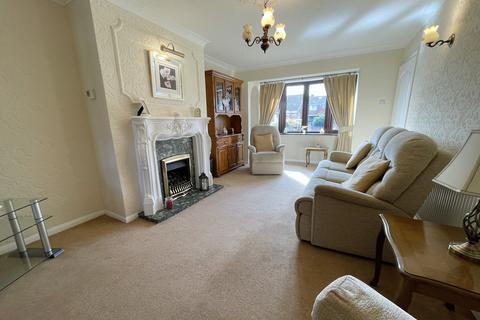 30 Abbey Way, Dunscroft, Doncaster, DN7 4LD