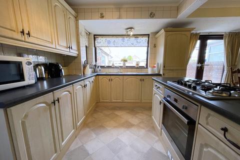 30 Abbey Way, Dunscroft, Doncaster, DN7 4LD