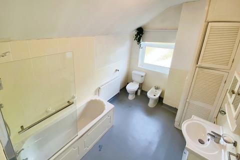 75 Reddicap Heath Road, Sutton Coldfield, B75 7DX