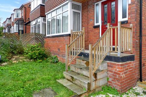 50 Headingley Mount, Leeds, LS6 3EW