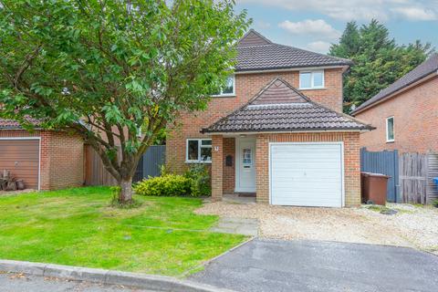 4 bedroom detached house for sale, St. Christophers Place, Farnborough GU14