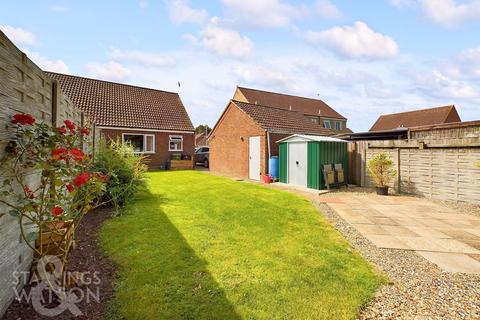 2 bedroom detached bungalow for sale, Nicholls Way, Roydon, Diss