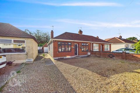 2 bedroom semi-detached bungalow for sale, South Hill Road, Thorpe St Andrew, Norwich
