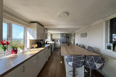 4 bedroom bungalow for sale, A5025, Penysarn, LL69