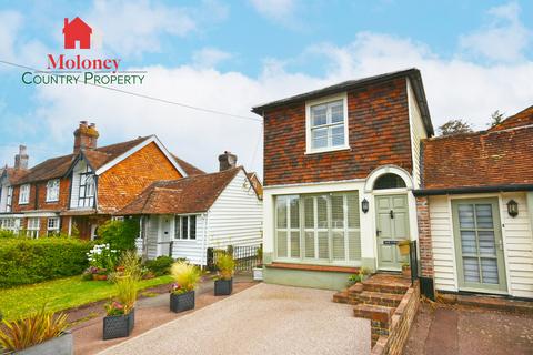 2 bedroom cottage for sale, Northiam, East Sussex Tn31