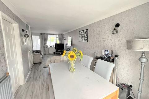 16 Nicholas Road, Sutton Coldfield, B74 3QS