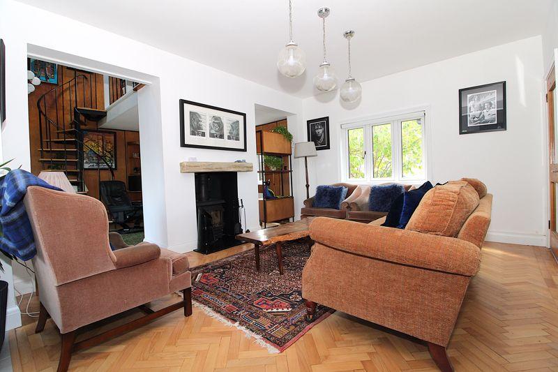Sitting Area