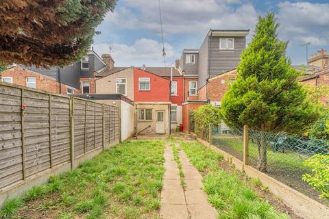 2 bedroom terraced house for sale, Grosvenor Road, Edmonton