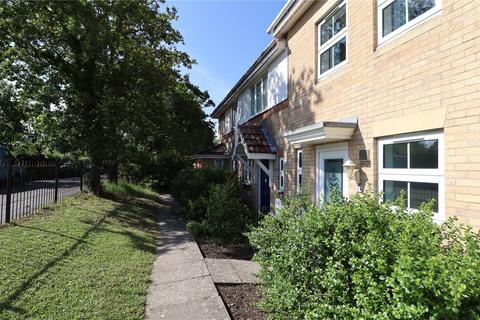 2 bedroom house to rent, Anchorage Way, East Cowes, PO32