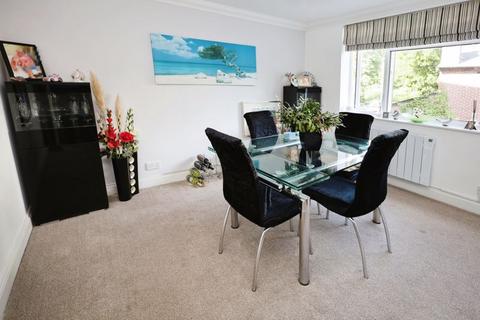 Flat 1, Crescent Court, 33 Chine Crescent, Bournemouth, BH2 5LA