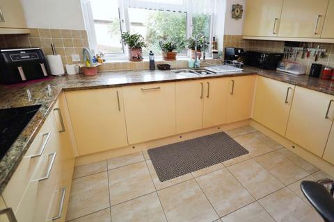 Flat 1, Crescent Court, 33 Chine Crescent, Bournemouth, BH2 5LA