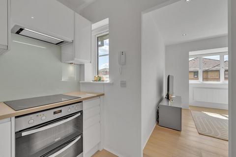 1 bedroom flat for sale, Golders Green, London NW11