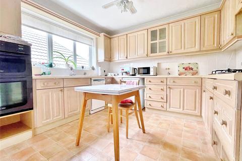3 bedroom bungalow for sale, Exmoor Drive, Worthing, West Sussex, BN13