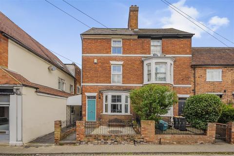 4 bedroom semi-detached house for sale, Newnham Street, Bedford