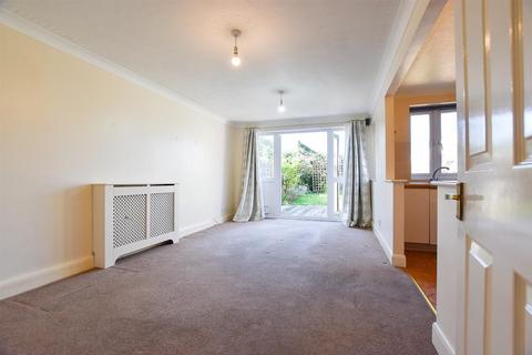 33 Semple Gardens, Chatham, ME4 6QD