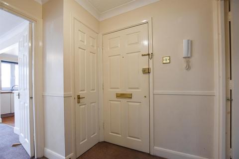 33 Semple Gardens, Chatham, ME4 6QD
