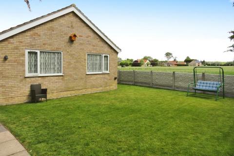 2 bedroom detached bungalow for sale, Walnut Close, Foulden IP26