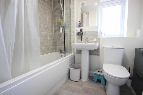 2 bedroom terraced house for sale, Carlin close, Wellingborough NN8