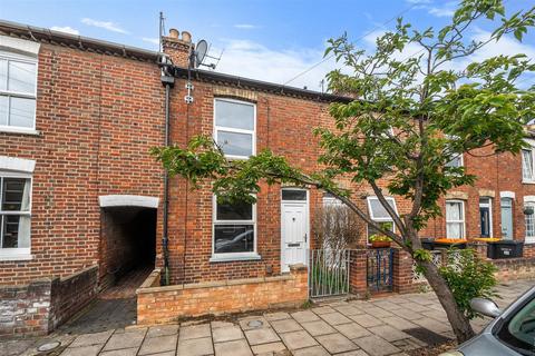 2 bedroom terraced house for sale, Beaconsfield Street, Bedford