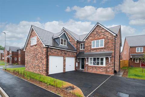 5 bedroom detached house for sale, Plot 68 - The Old Market, Beeston